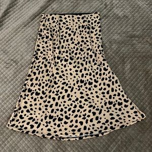 Leopard skirt